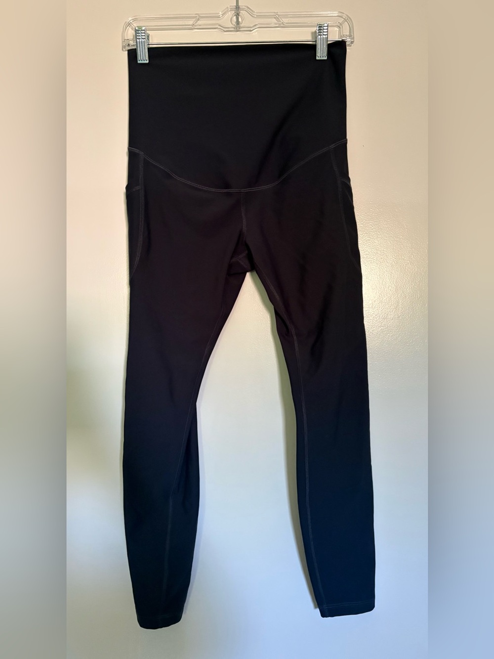 Old Navy Maternity Navy Blue High-Waist Active Leggings